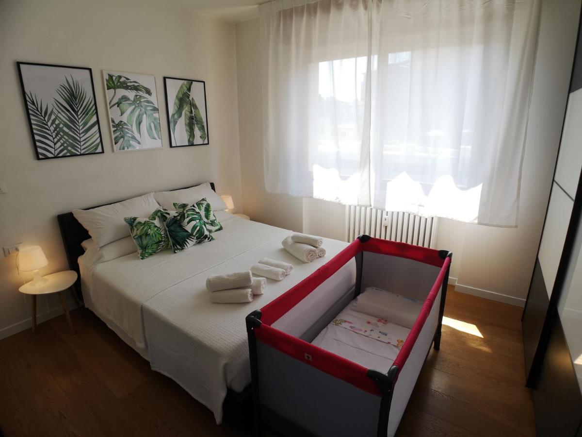 Convenient Family Apt With Private Parking Mestre Exterior photo
