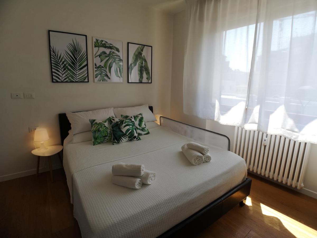 Convenient Family Apt With Private Parking Mestre Exterior photo