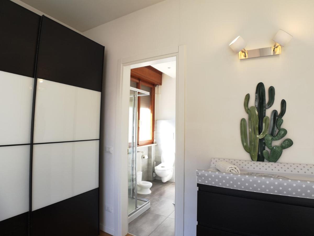 Convenient Family Apt With Private Parking Mestre Exterior photo
