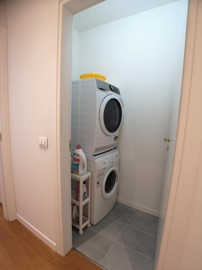 Convenient Family Apt With Private Parking Mestre Exterior photo