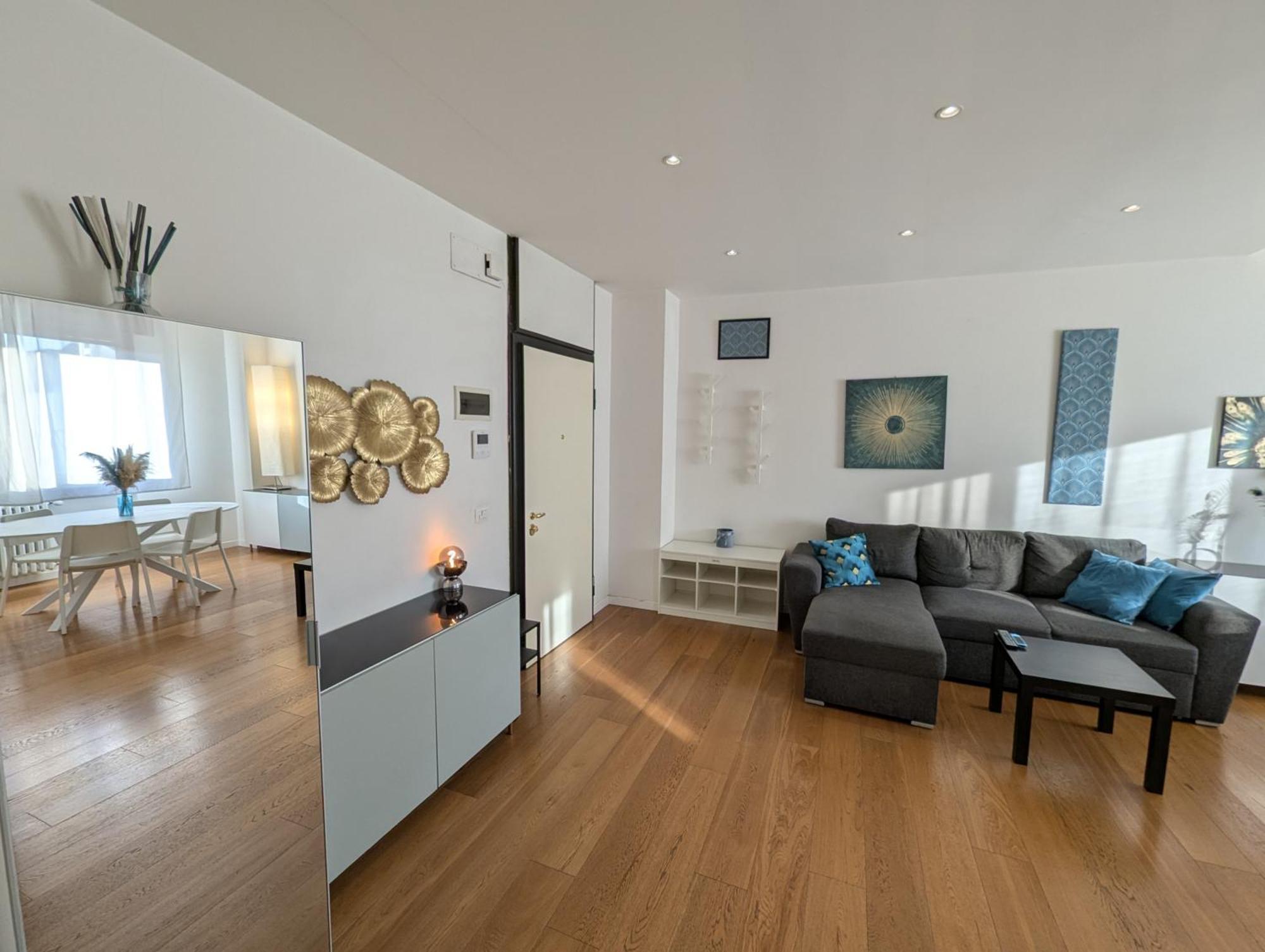 Convenient Family Apt With Private Parking Mestre Exterior photo