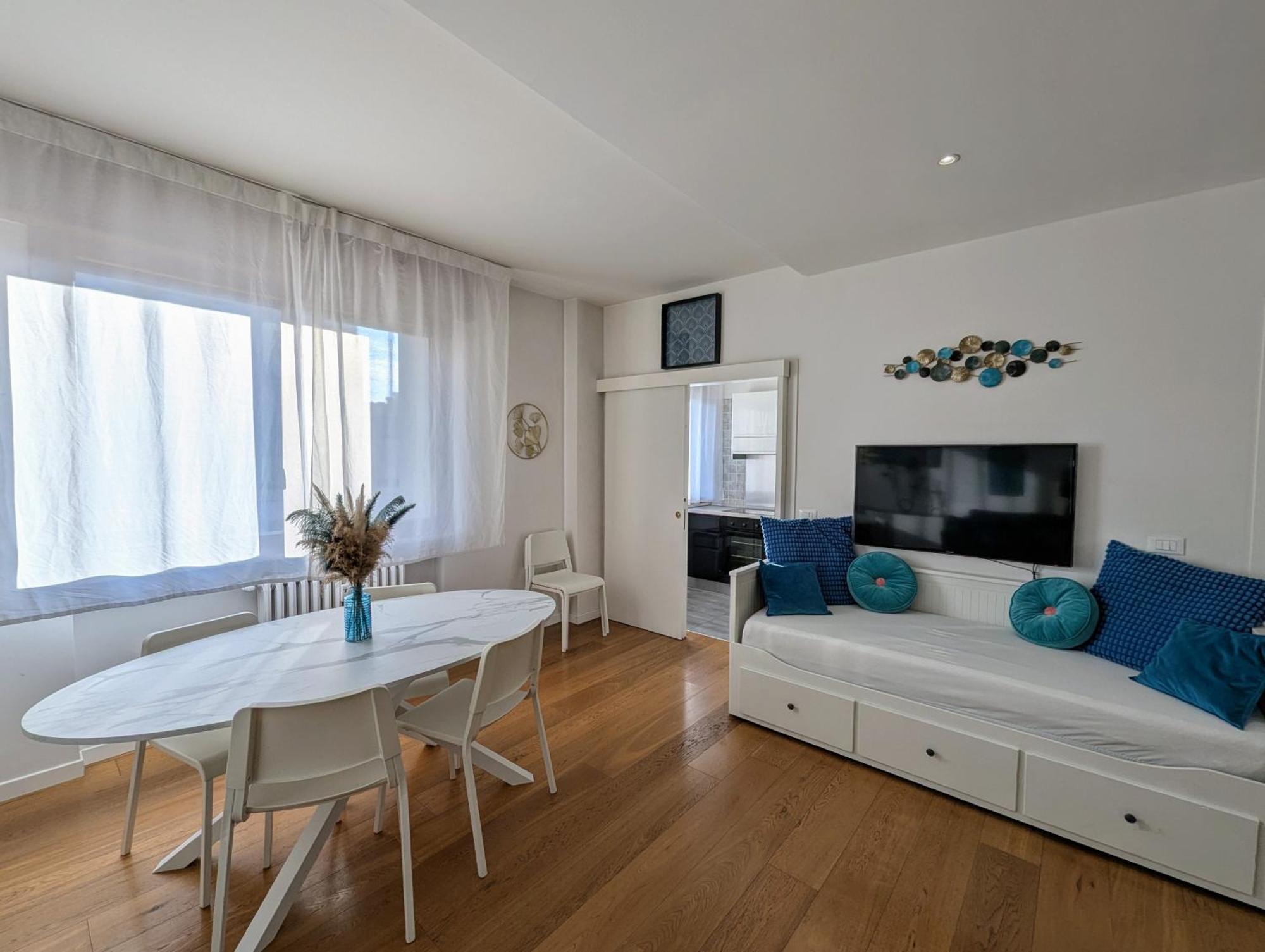 Convenient Family Apt With Private Parking Mestre Exterior photo